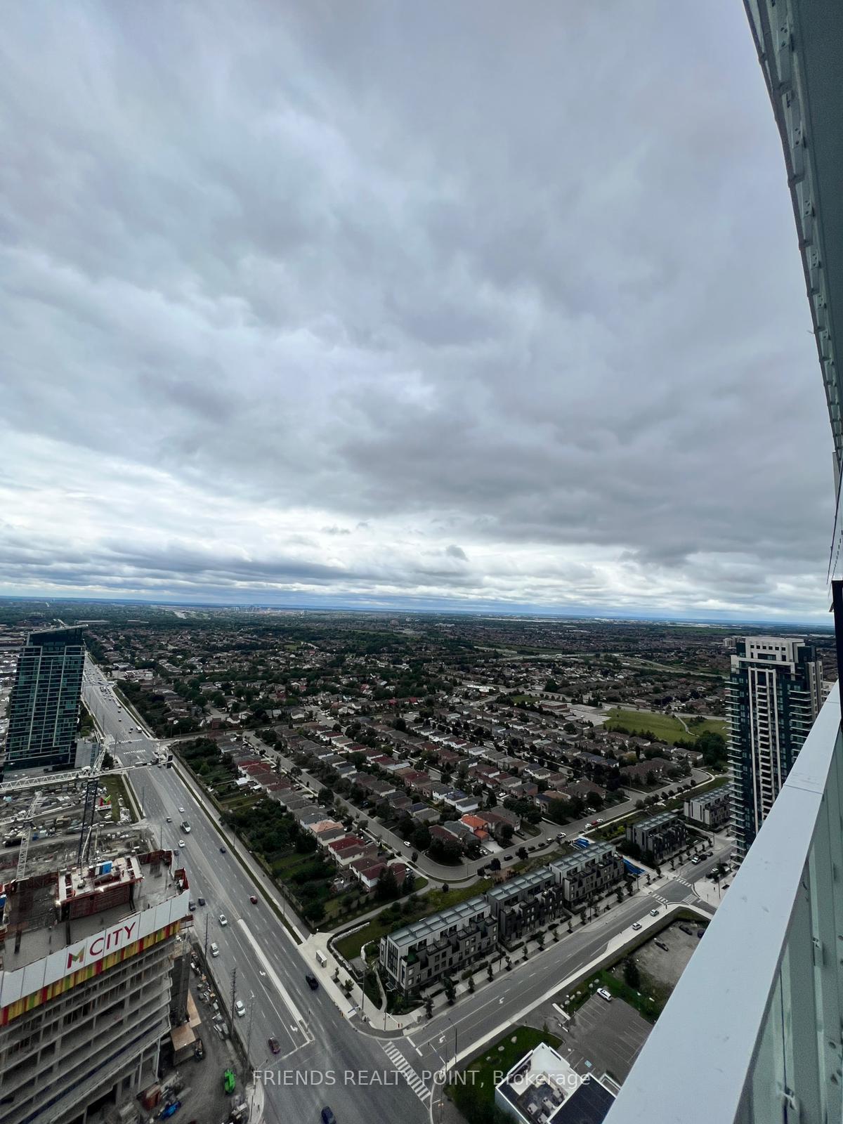 3900-confederation-parkway-mississauga-ontario-w13635036