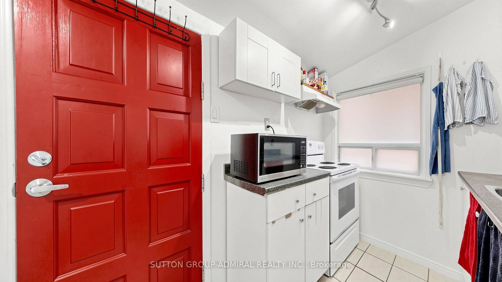 75-rockcliffe-boulevard-toronto-toronto-ontario-w13635156