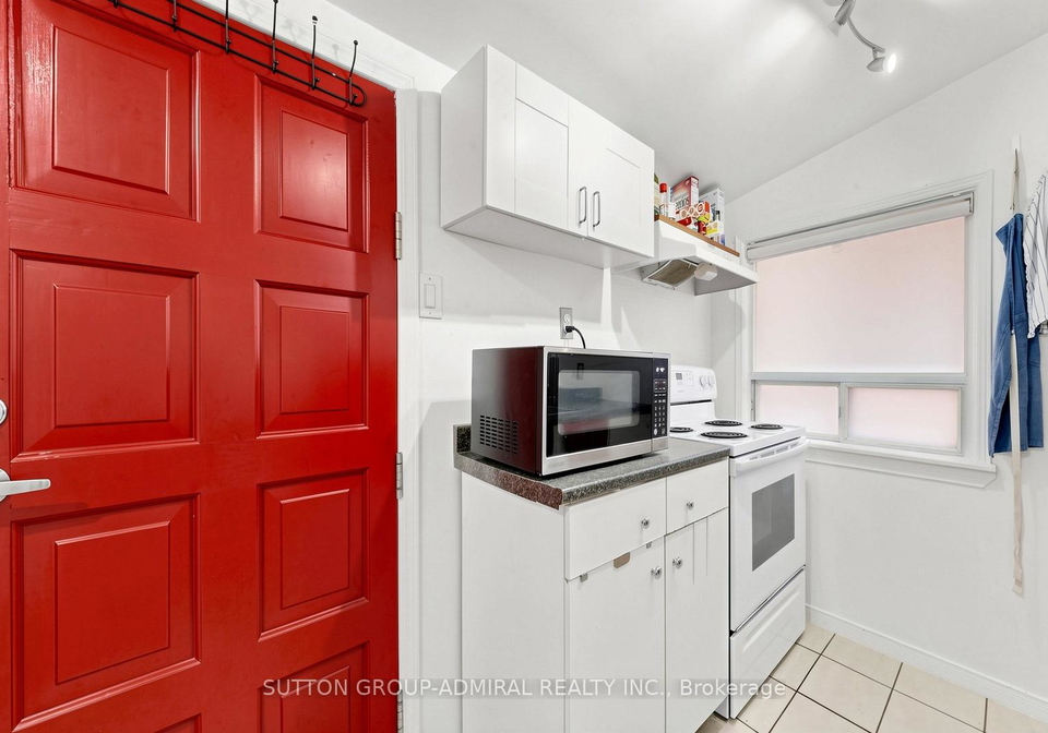 75-rockcliffe-boulevard-toronto-toronto-ontario-w13635156