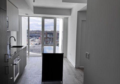 220-missinnihe-way-mississauga-ontario-w13635212