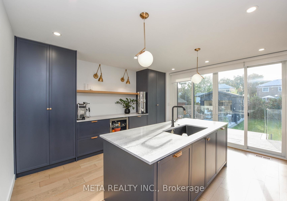 28-connorvale-avenue-toronto-etobicoke-ontario-w13635230