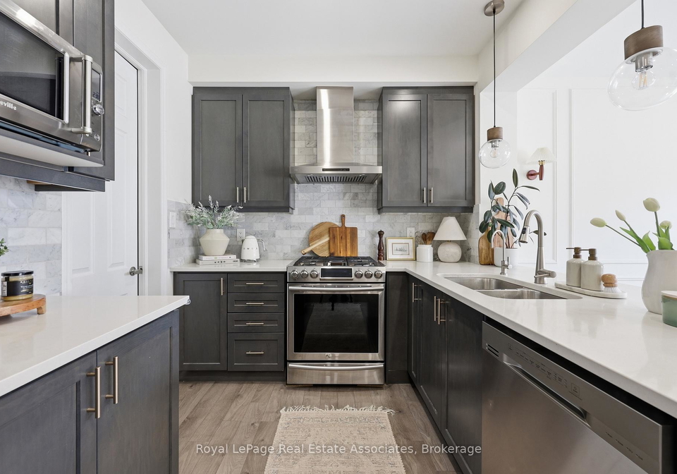 1222-rose-way-milton-ontario-w13635272