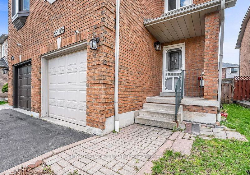 5502-cosmic-crescent-mississauga-ontario-w13635280