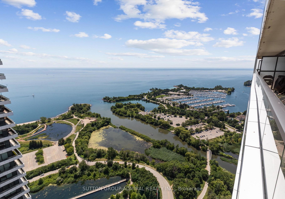 30-shore-breeze-drive-toronto-etobicoke-ontario-w13635526