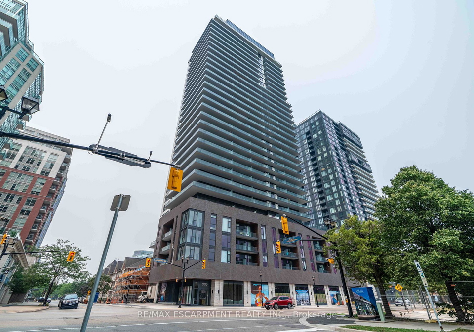2075-lakeshore-road-burlington-ontario-w13635530