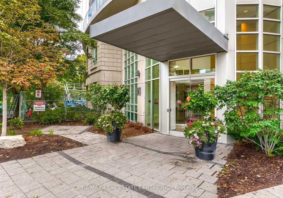 90-absolute-avenue-mississauga-ontario-w13635556