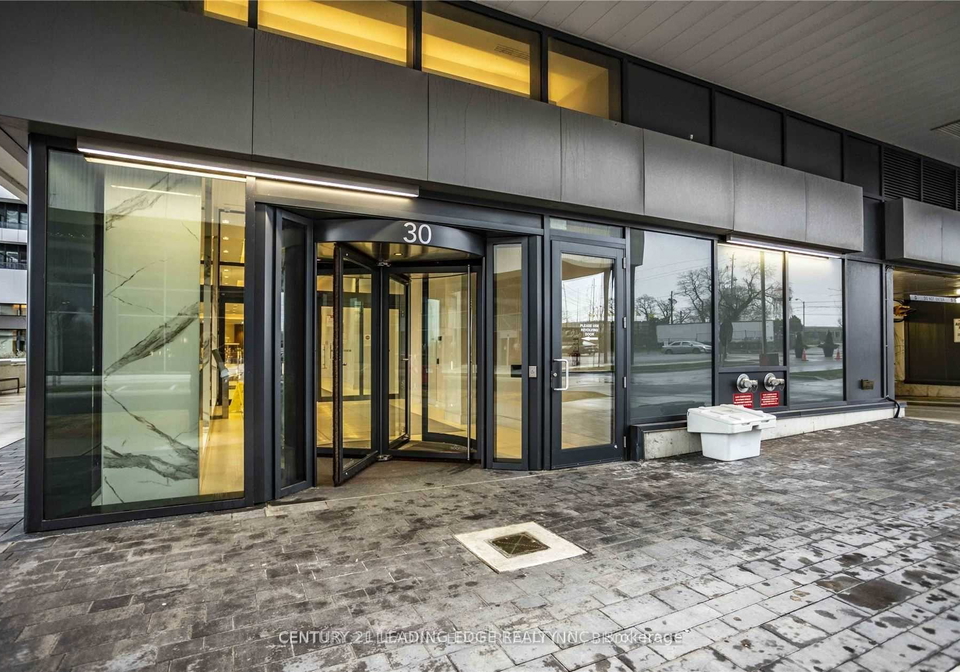 30-shore-breeze-drive-toronto-etobicoke-ontario-w13635580