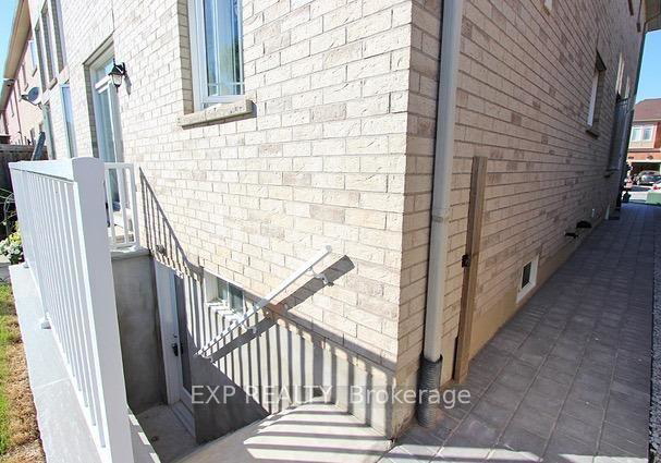 24-clarion-road-n-brampton-ontario-w13635640