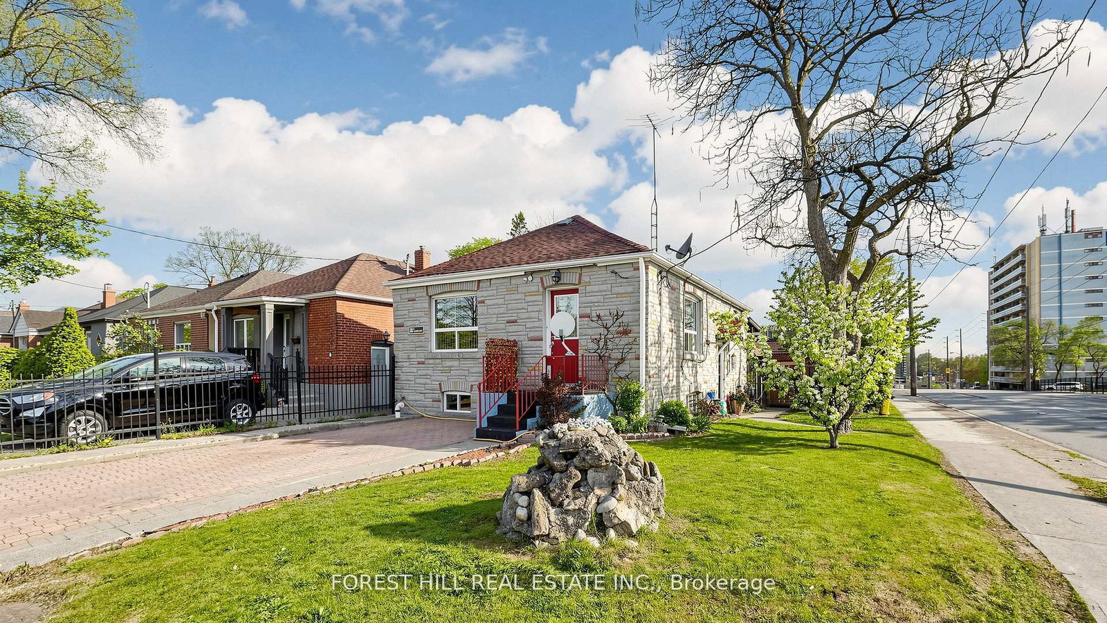 2-ellins-avenue-toronto-toronto-ontario-w13635812