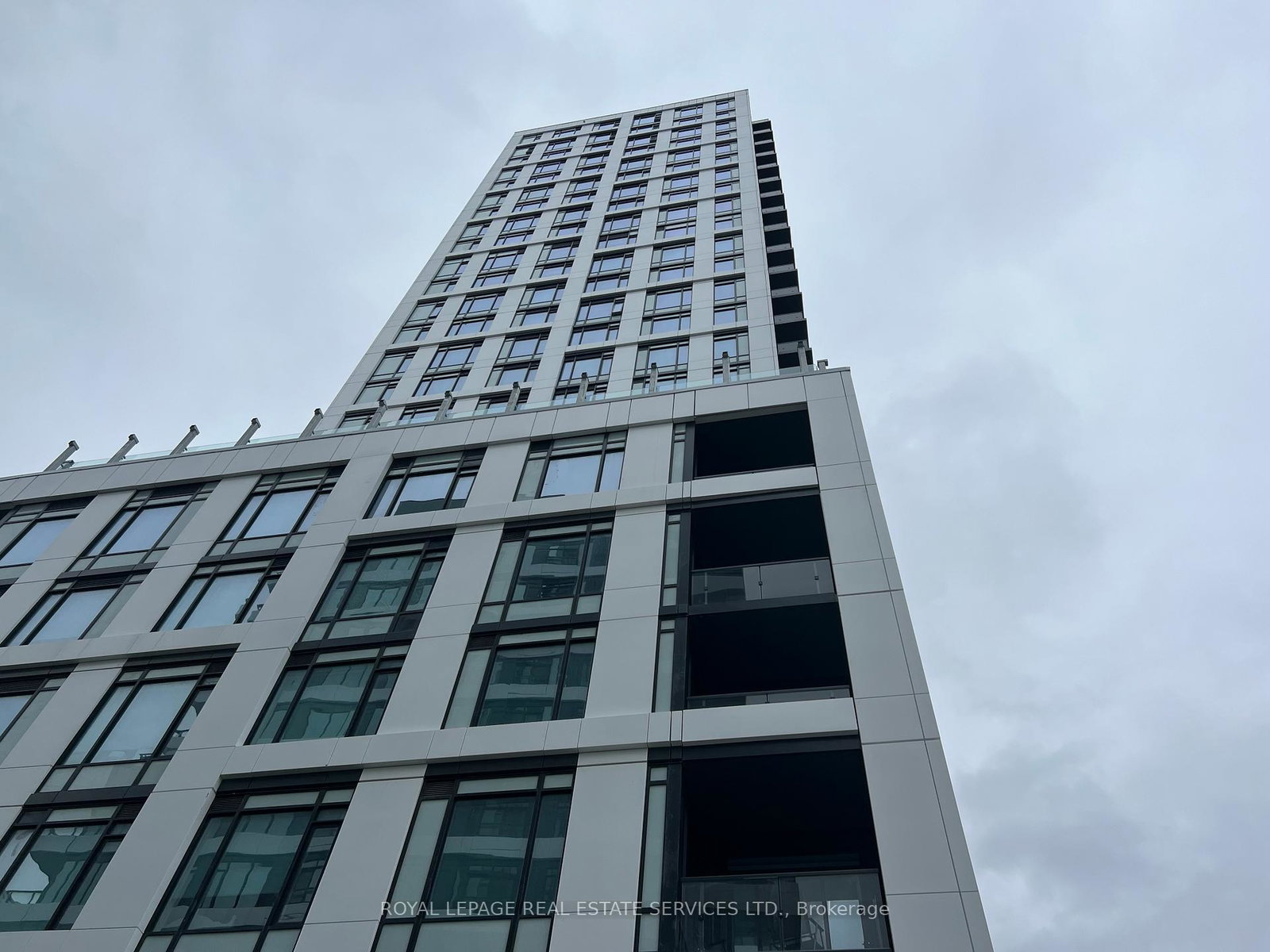 2495-eglinton-avenue-w-mississauga-ontario-w13635832