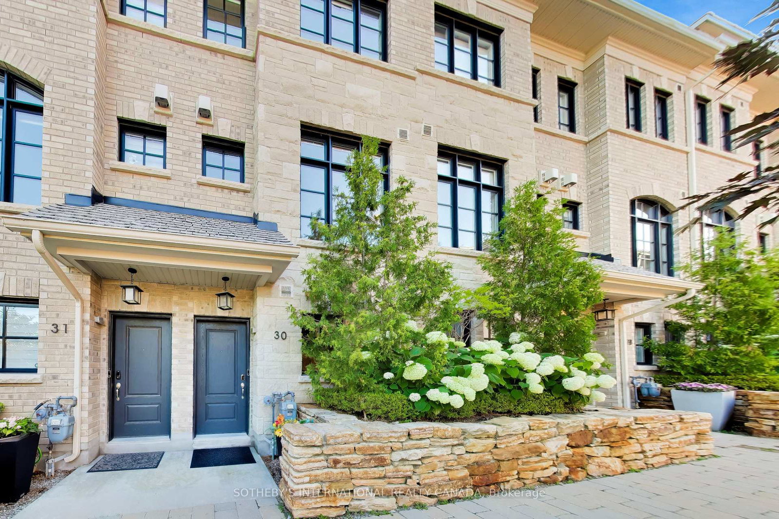 80-daisy-avenue-toronto-etobicoke-ontario-w13635882