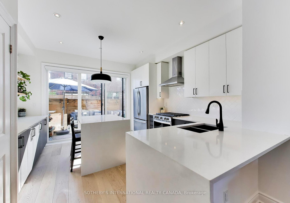 80-daisy-avenue-toronto-etobicoke-ontario-w13635882