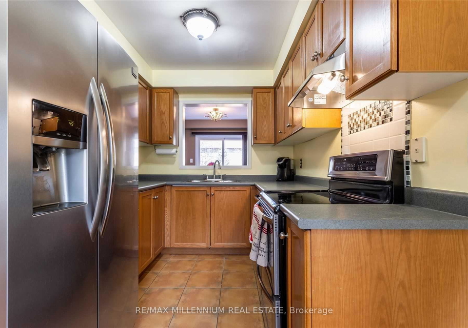 13-dawson-crescent-milton-ontario-w13635894