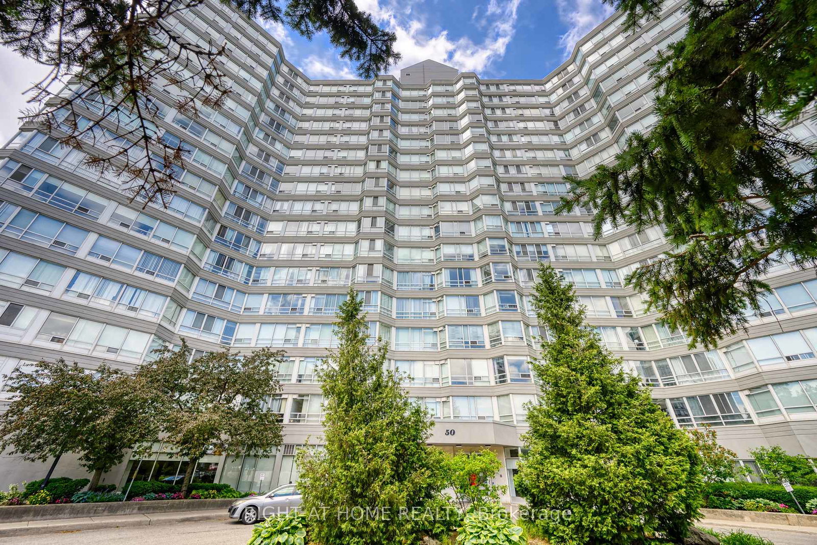 50-kingsbridge-garden-circle-mississauga-ontario-w13636050