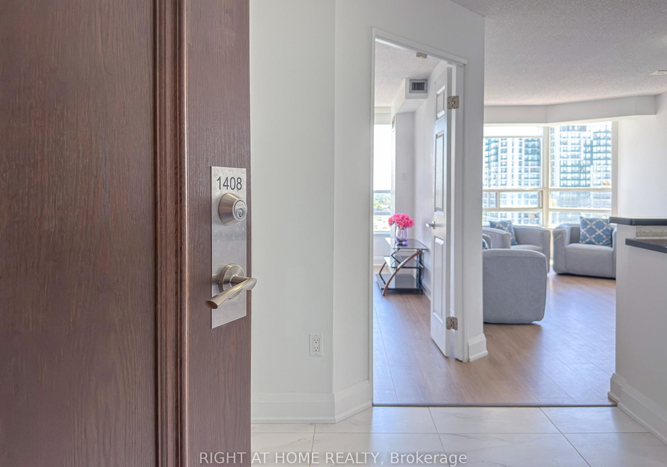 50-kingsbridge-garden-circle-mississauga-ontario-w13636050