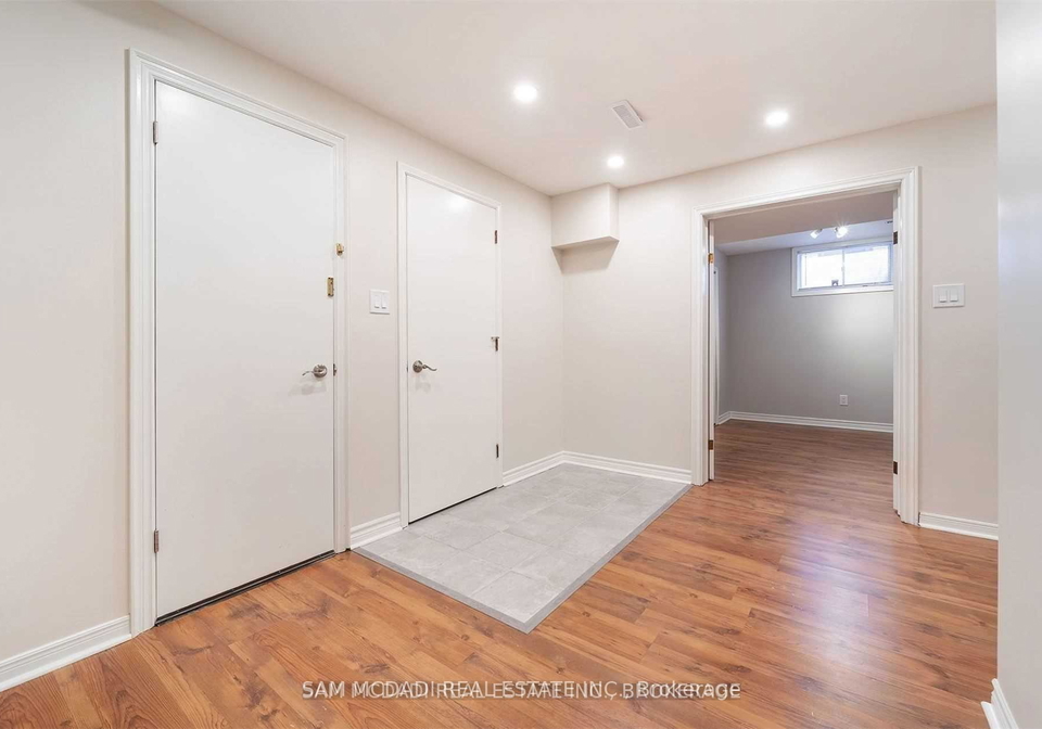 2212-florian-lower-road-mississauga-ontario-w13636100