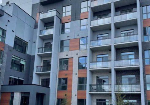95-dundas-street-w-oakville-ontario-w13636328