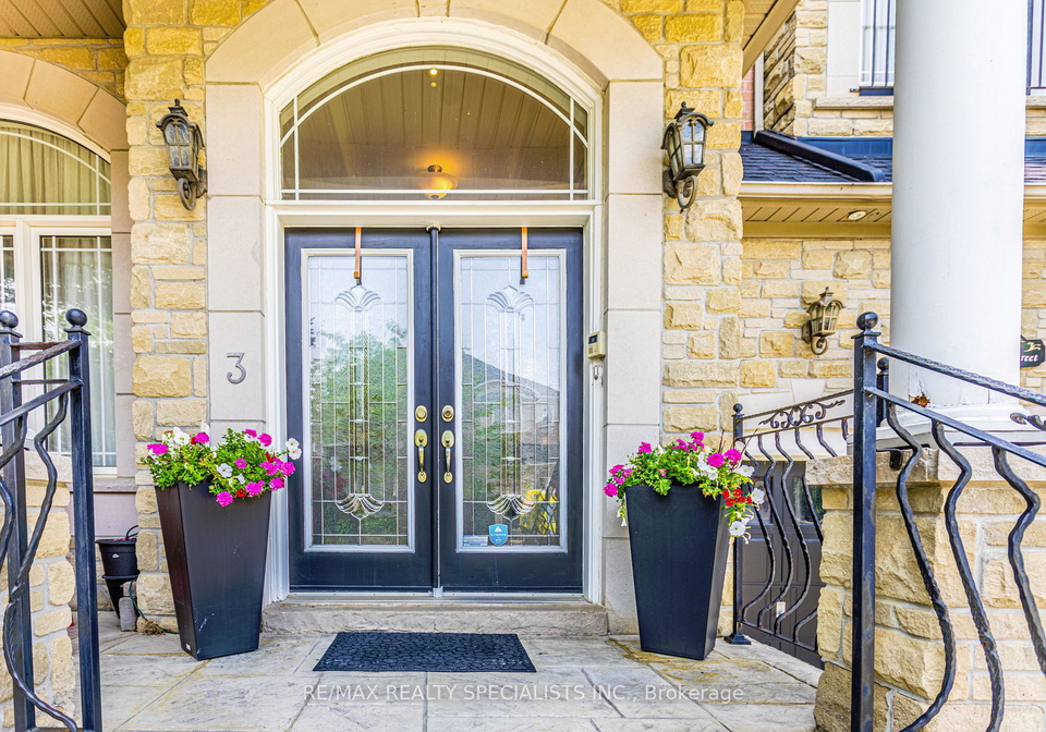 3-fogerty-street-brampton-ontario-w13636556