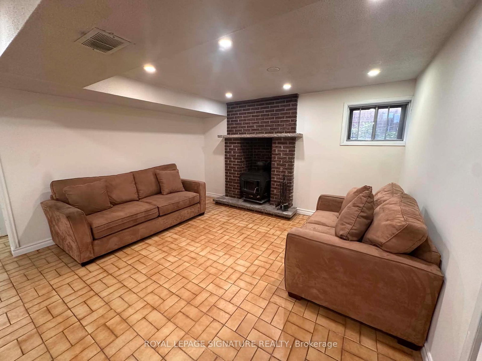 4170-sunset-valley-court-mississauga-ontario-w13636604