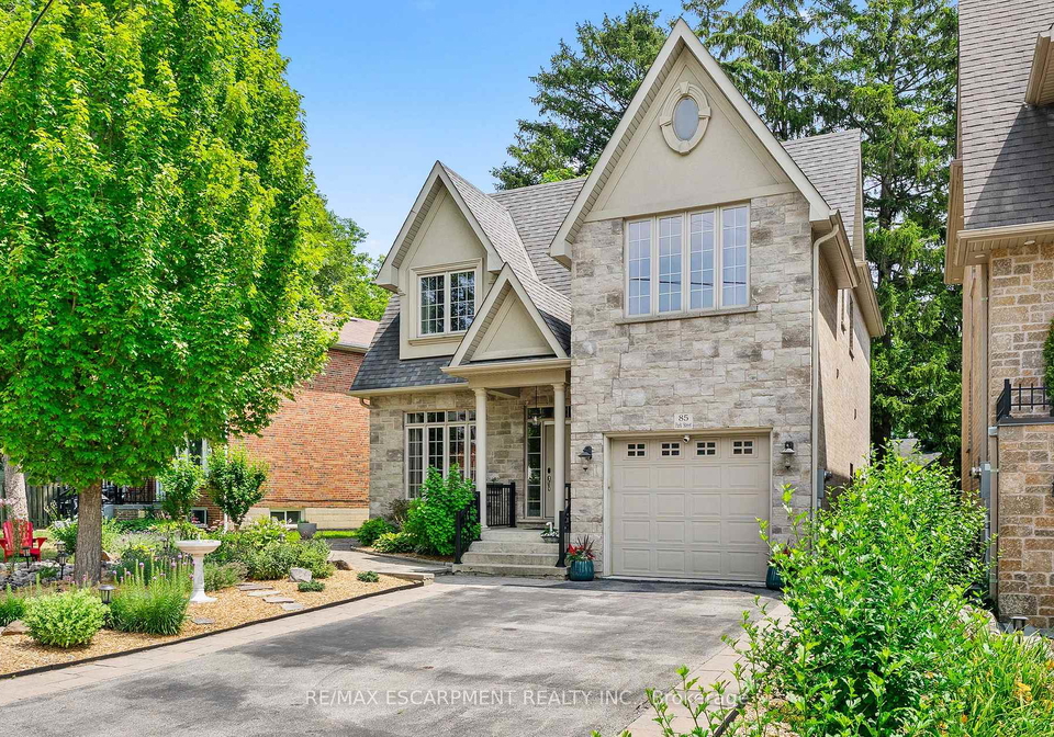 85-park-street-w-mississauga-ontario-w13637066