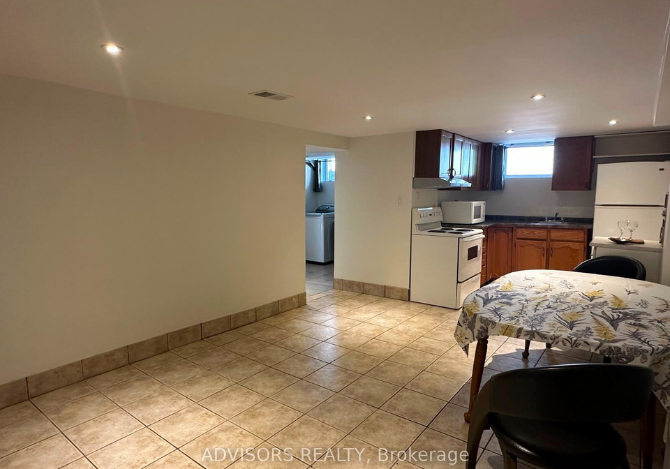 1470-fisher-avenue-burlington-ontario-w13637144
