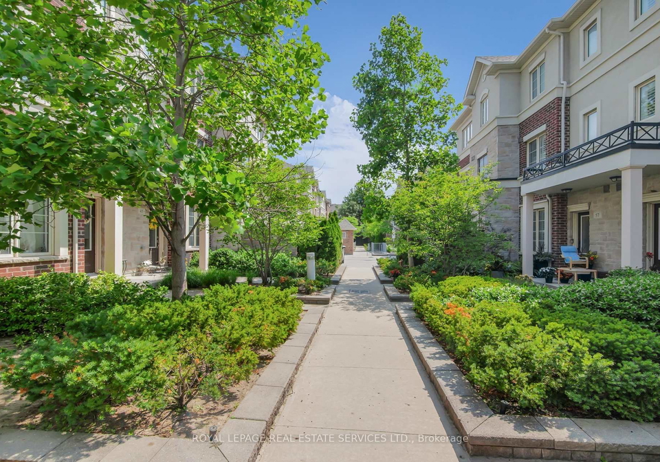 636-evans-avenue-toronto-etobicoke-ontario-w13637198