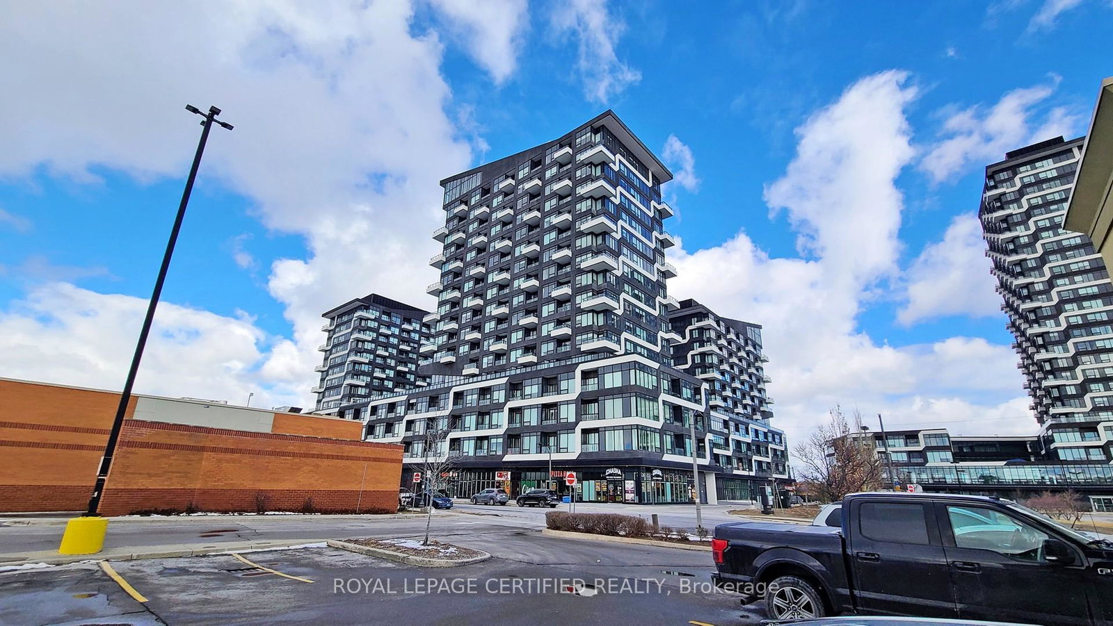 2485-taunton-road-oakville-ontario-w13637234