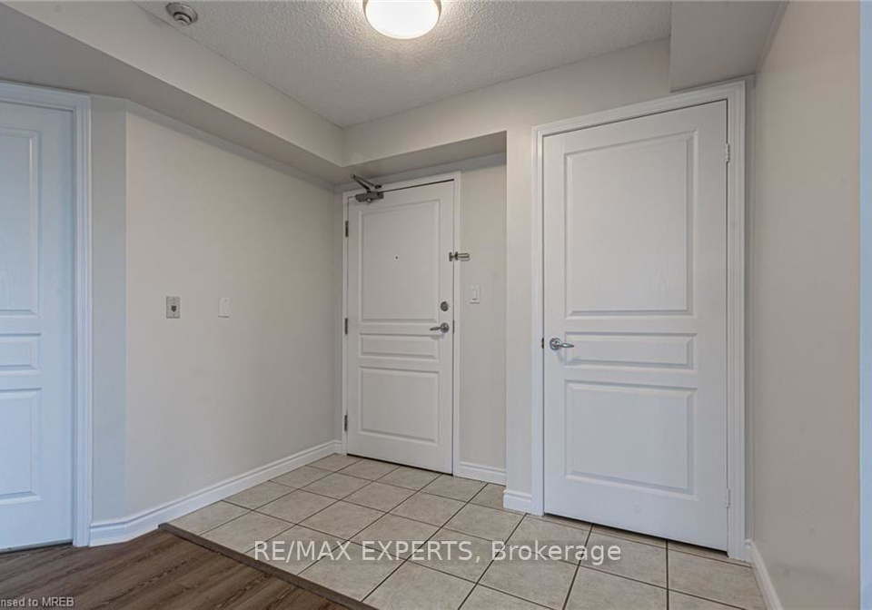 300-ray-lawson-boulevard-brampton-ontario-w13637268