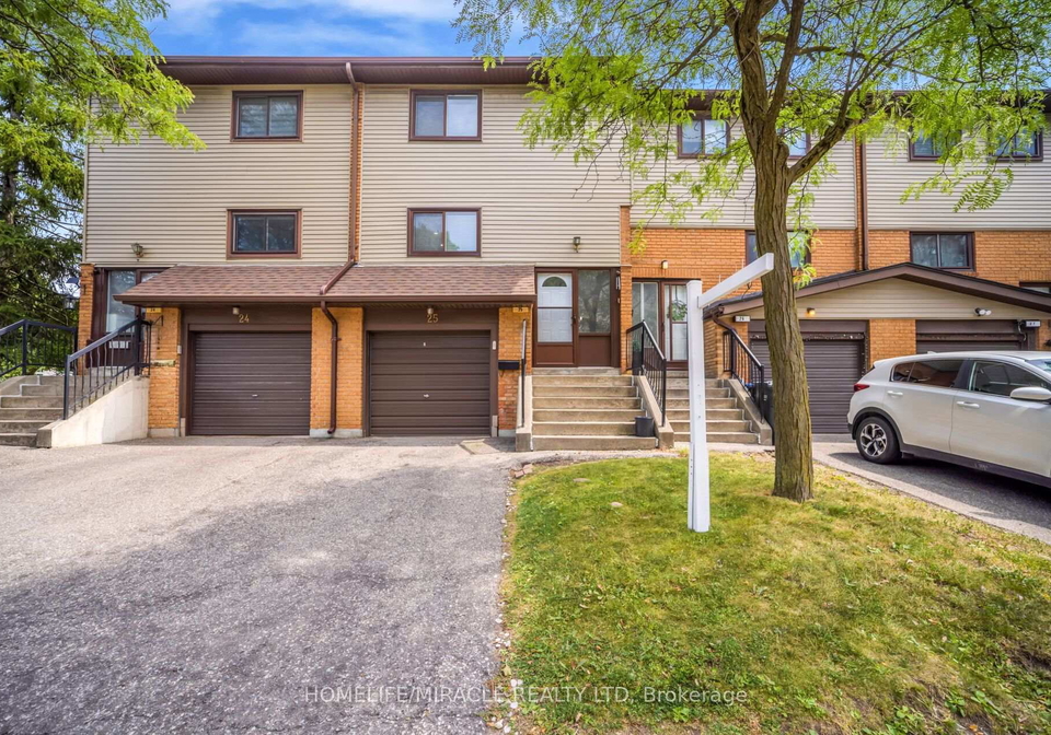 25-carleton-place-brampton-ontario-w13637336