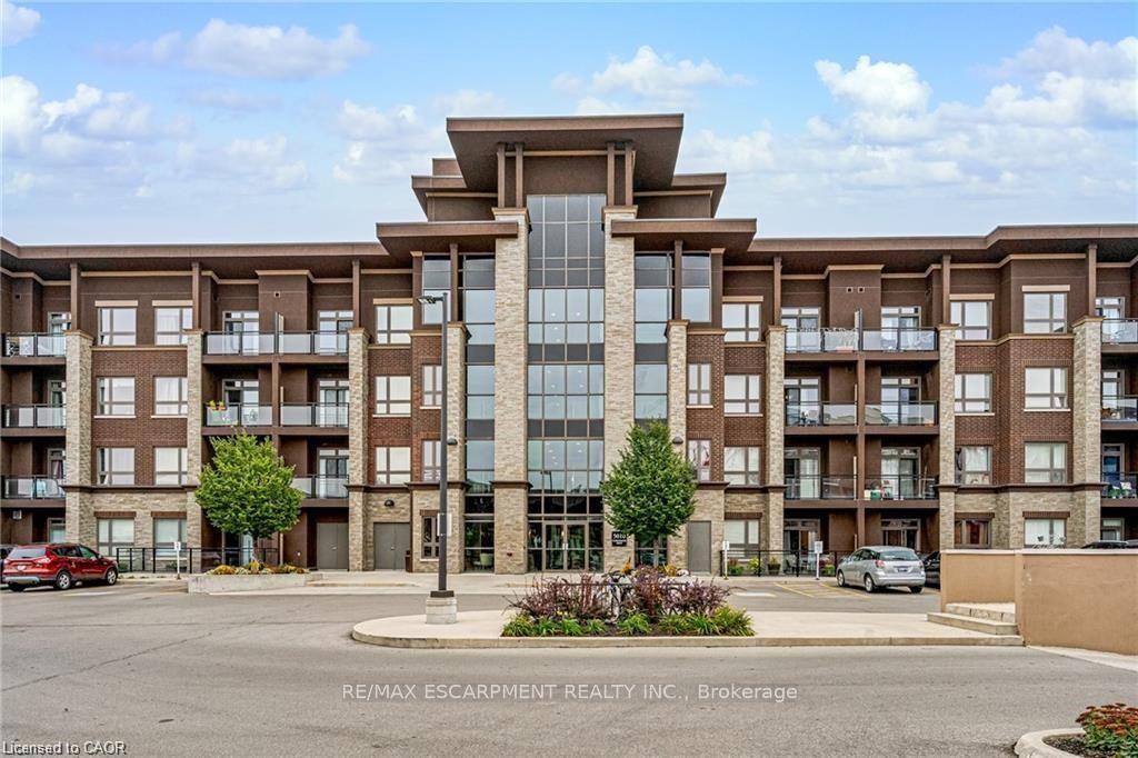 5010-corporate-drive-burlington-ontario-w13637586