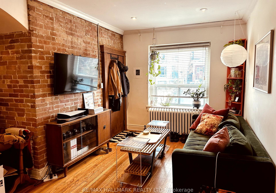 20-triller-avenue-toronto-toronto-ontario-w13637598