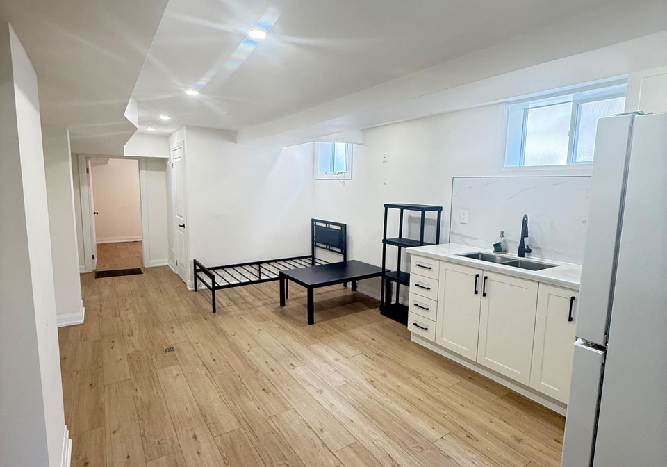 61-jeffcoat-drive-toronto-etobicoke-ontario-w13637656