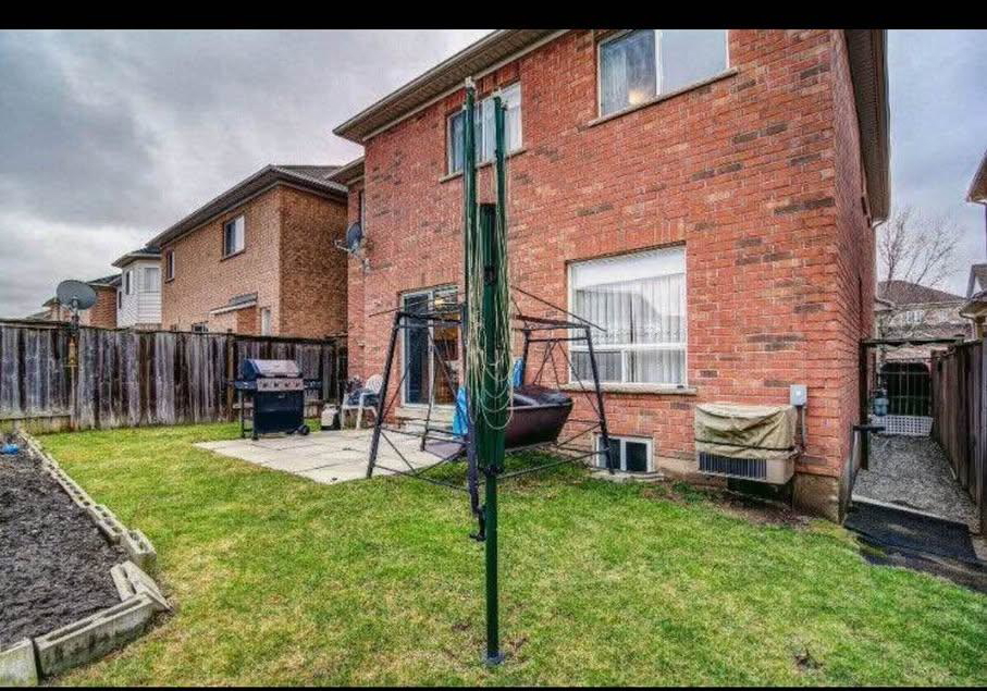5-gabrielle-drive-brampton-ontario-w13637676