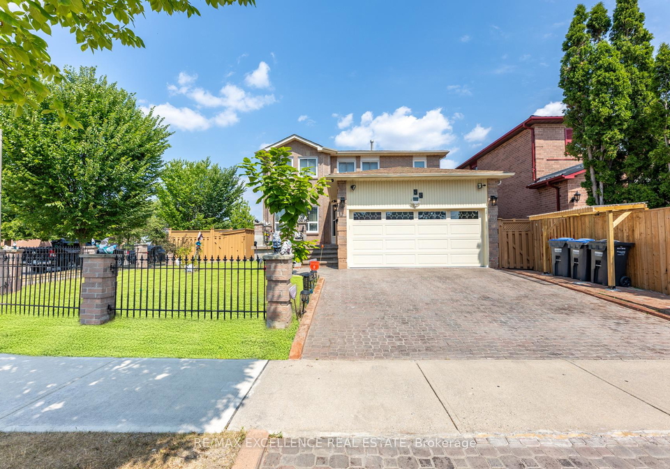 55-atkins-circle-brampton-ontario-w13637696