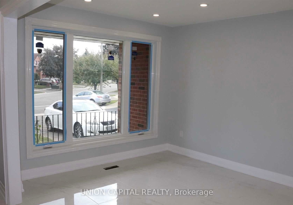 3210-fairfox-crescent-mississauga-ontario-w13637782