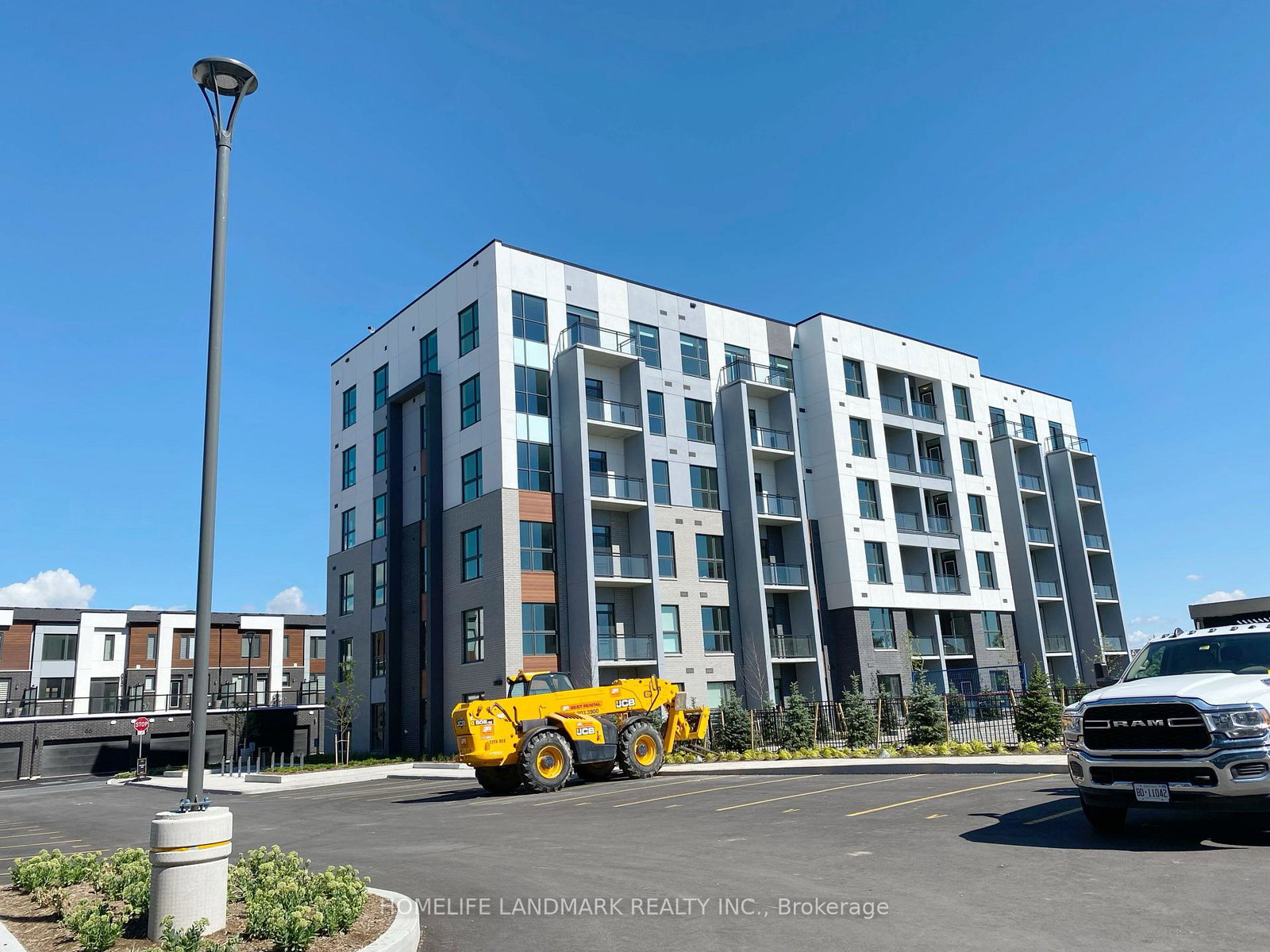 50-kaitting-trail-oakville-ontario-w13637858