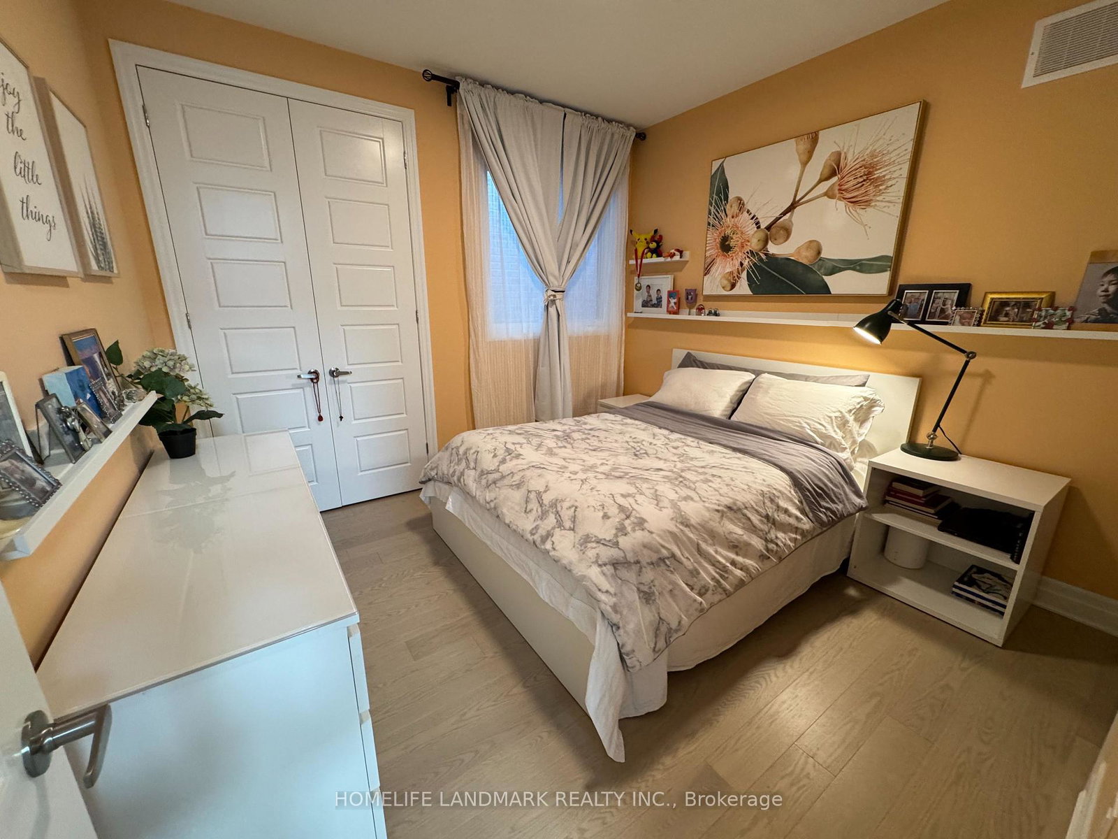 1187-onyx-trail-oakville-ontario-w13637862
