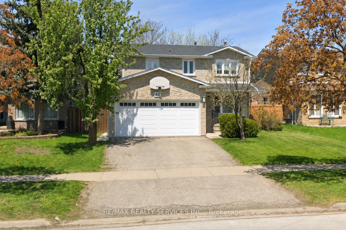 42-northampton-street-brampton-ontario-w13637948