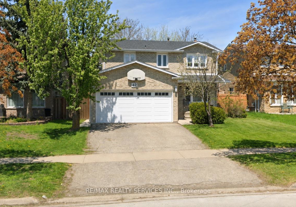 42-northampton-street-brampton-ontario-w13637948