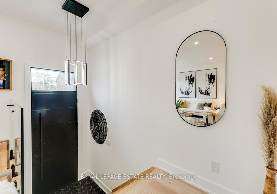 4-lunness-road-toronto-etobicoke-ontario-w13637958