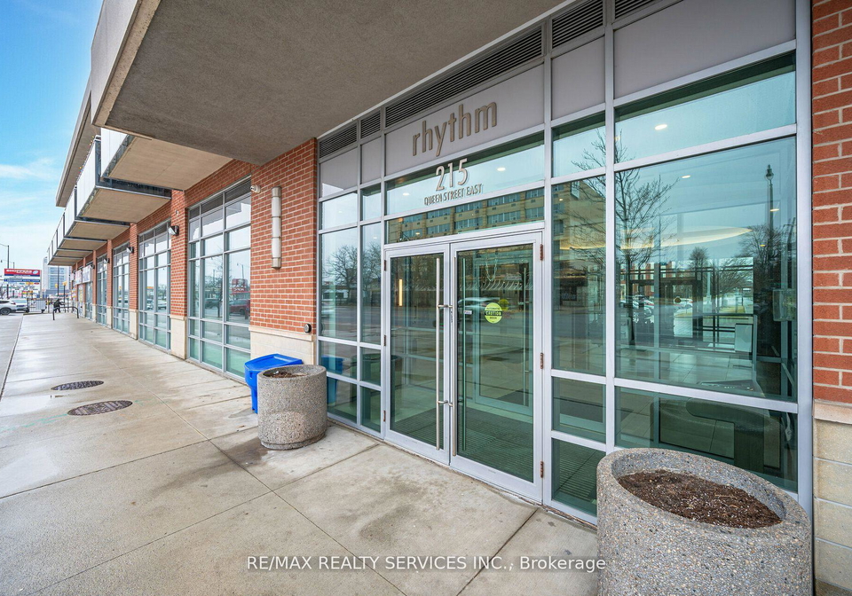 215-queen-street-e-brampton-ontario-w13638004