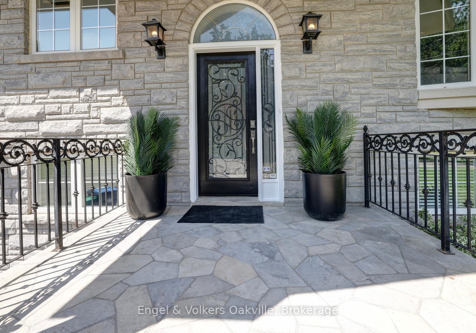 3281-flanagan-crescent-mississauga-ontario-w13638028