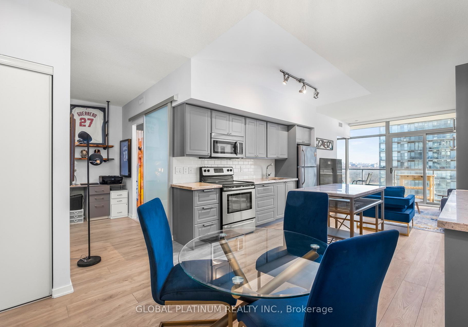 105-the-queensway-way-toronto-toronto-ontario-w13638176