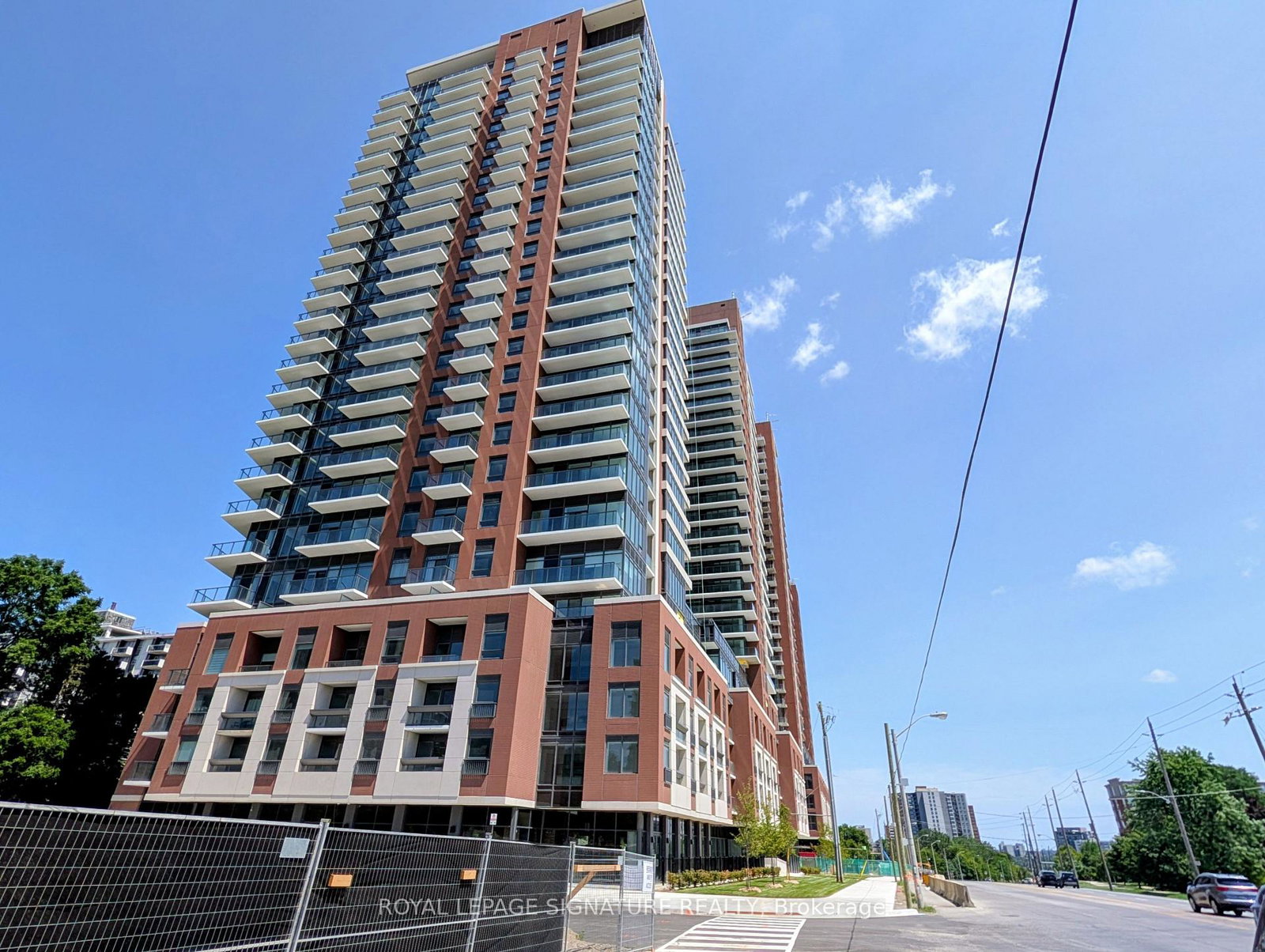 4010-eglinton-avenue-w-toronto-etobicoke-ontario-w13638412