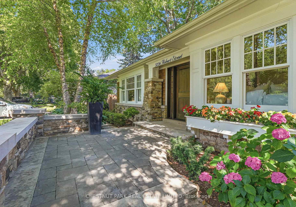 3226-robert-street-burlington-ontario-w13638442