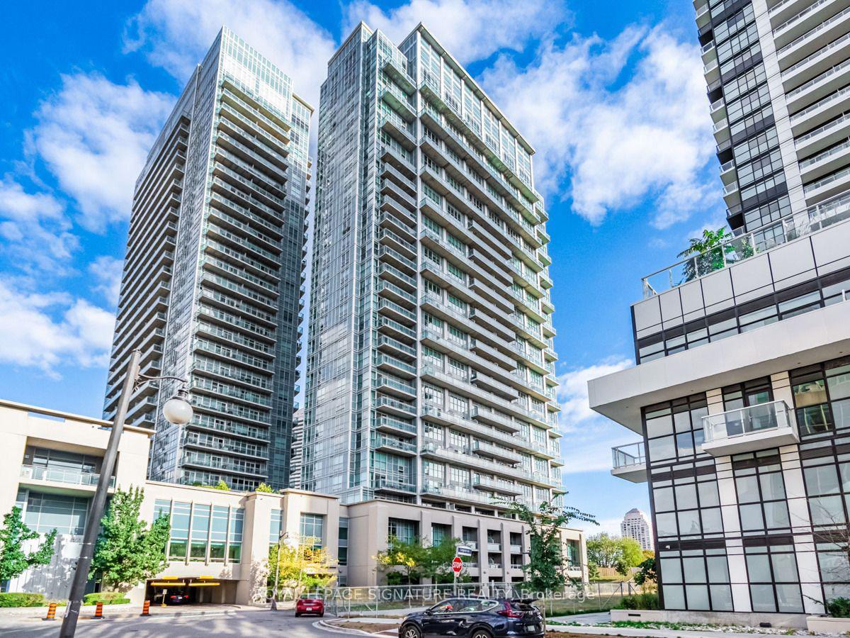 155-legion-road-n-toronto-etobicoke-ontario-w13638454