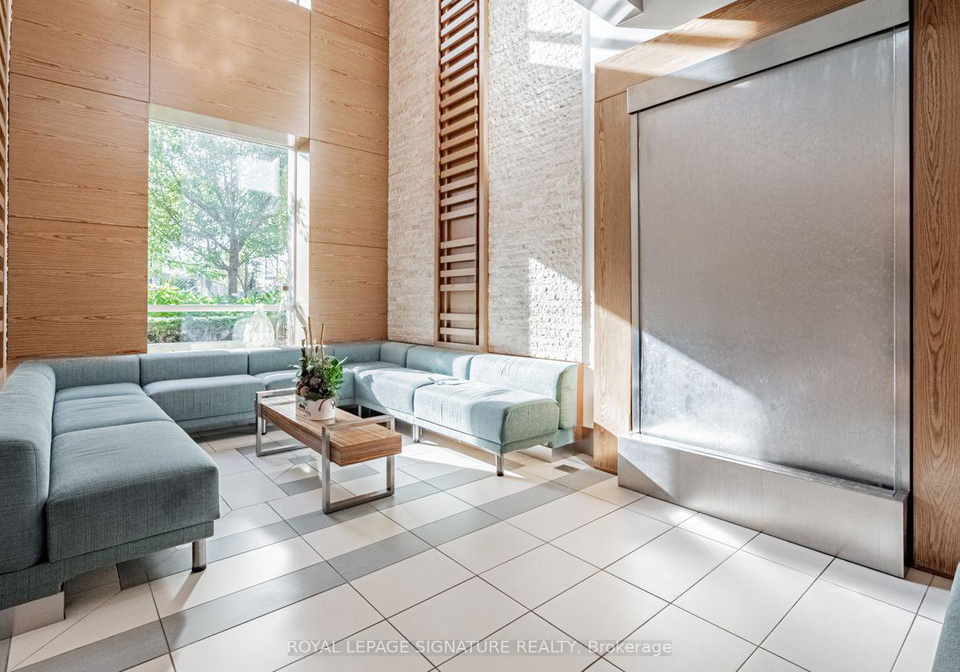 155-legion-road-n-toronto-etobicoke-ontario-w13638454