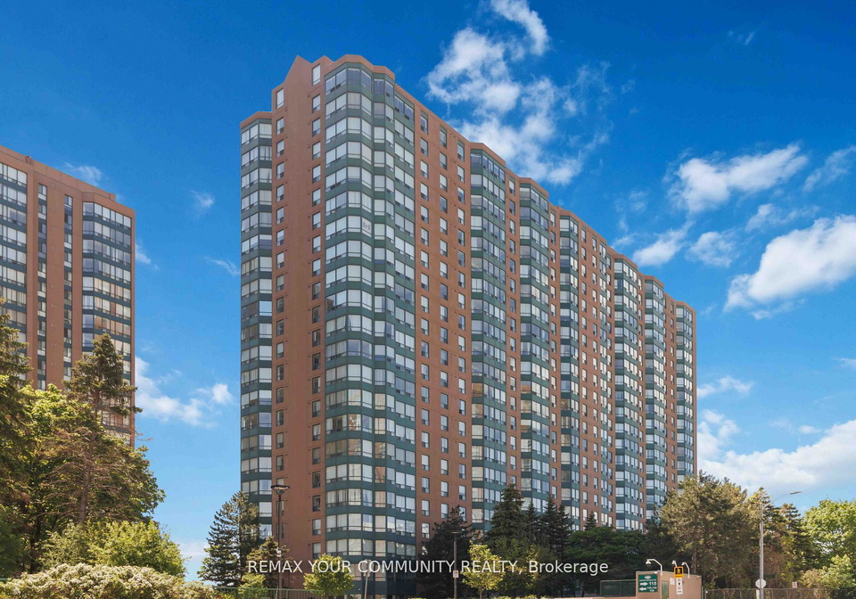 135-hillcrest-avenue-mississauga-ontario-w13638460