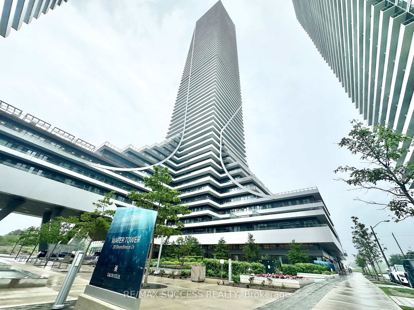 30-shore-breeze-drive-toronto-etobicoke-ontario-w13638518