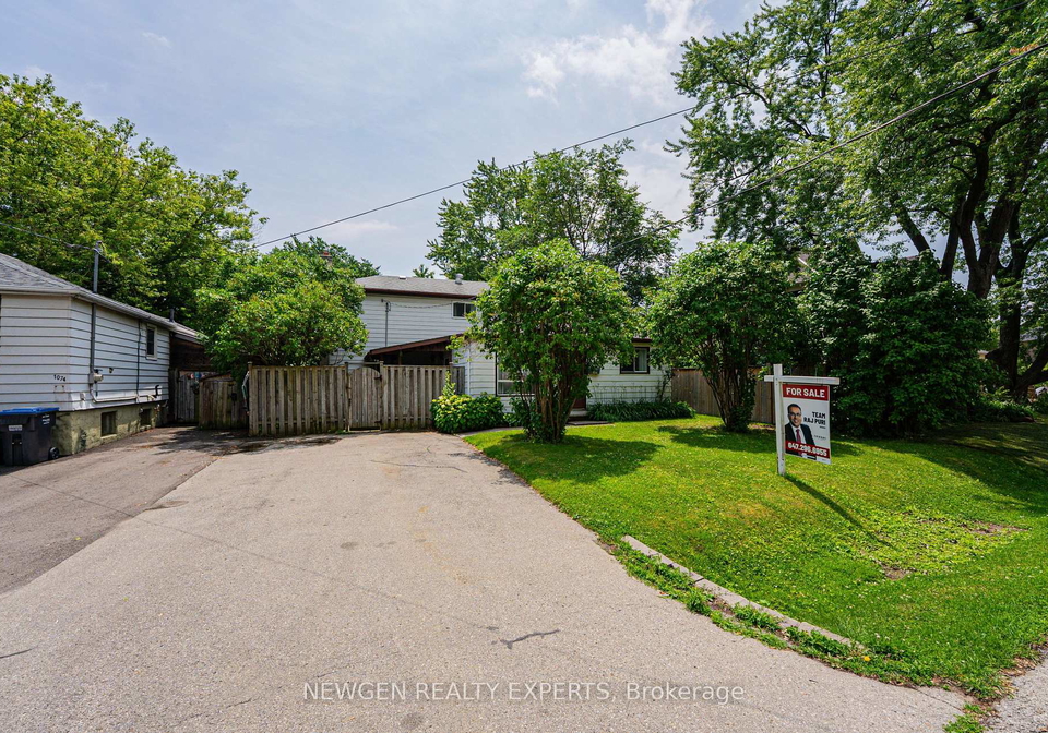 1070-pelham-avenue-mississauga-ontario-w13638712